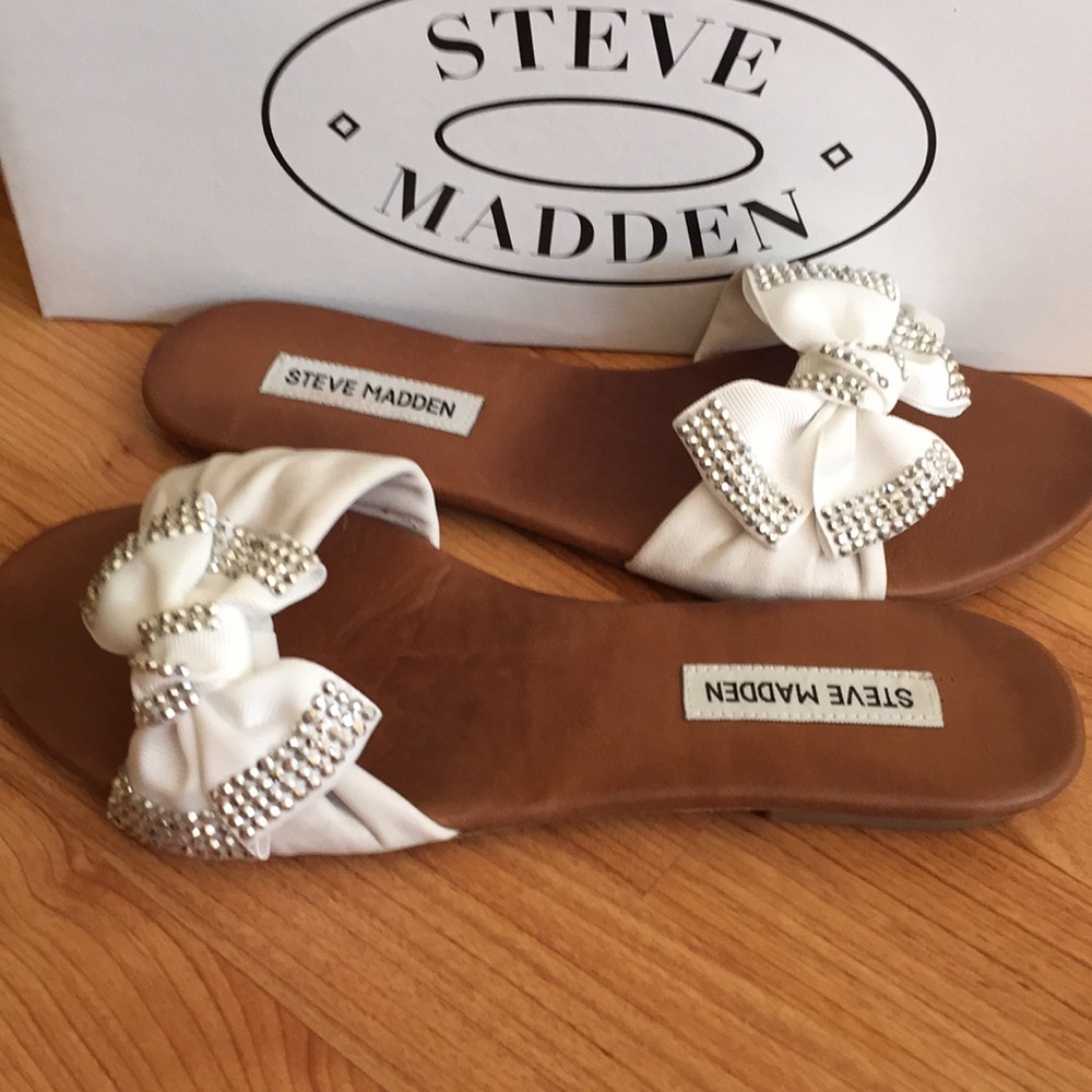 Steve Madden Brennaa Sandals